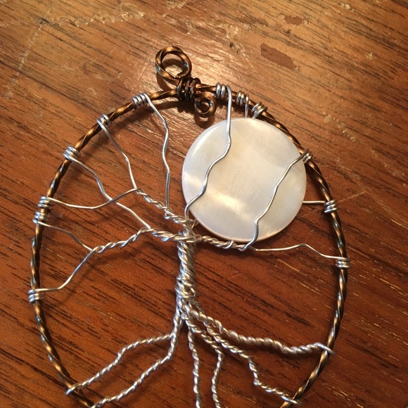 Handmade tree of life pendants - Picture 4 of 8